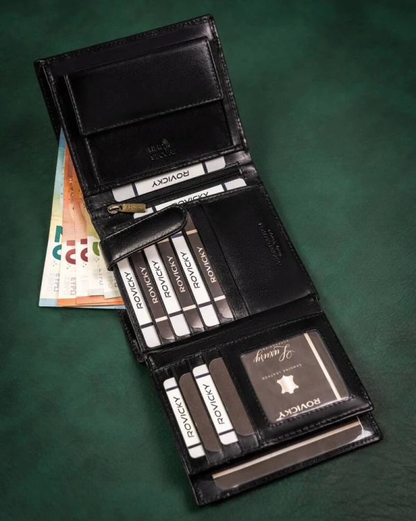 c8d90cd25855ba973cd43c96d770afb3